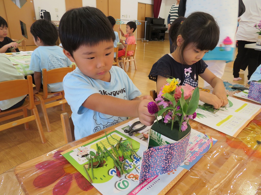 初めて会うお友だちともすぐに打ち解け、笑顔いっぱいの交流の時間に