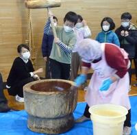 2023年11月開催の収穫感謝の会の様子(提供：一関市立黄海小学校より)
