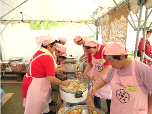 一関市食生活改善推進員協議会藤沢支部　藤沢　野焼祭での縄文食堂