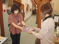 石と賢治のミュージアム」の調査員さんに見ていただきました！
