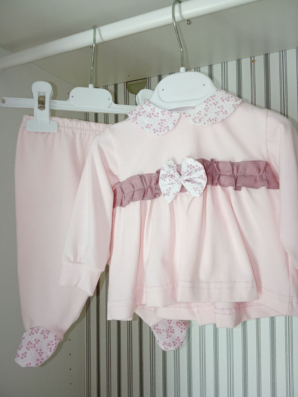 tutina rosa con fiocco