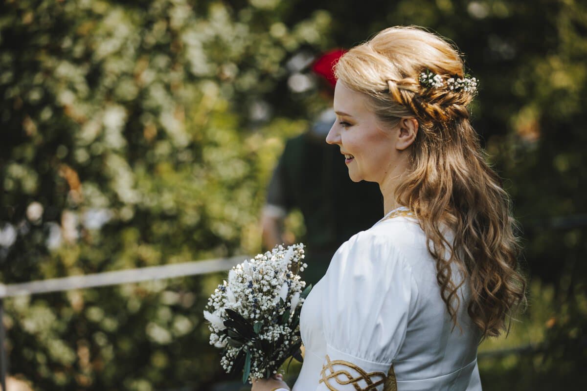 Brautkleid im Gotischen Stil
