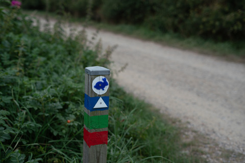 Markierung am Wanderweg "Kanino" auf der Insel Endelave. Foto: PR/David Jervidal