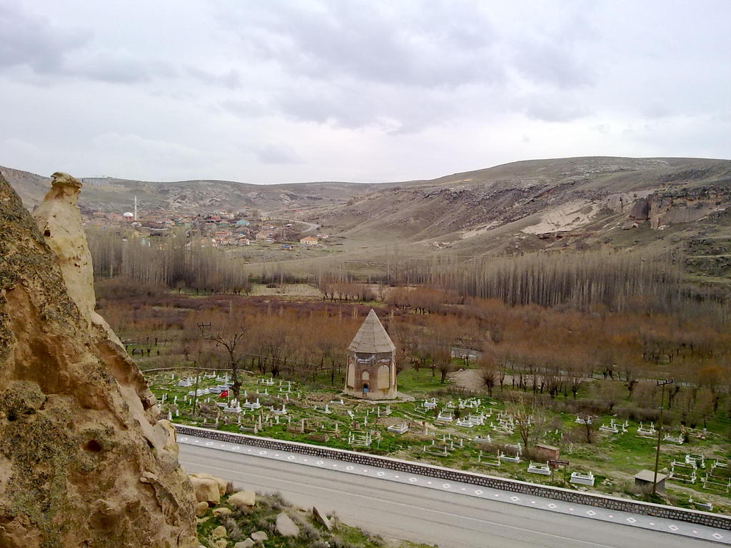 cementerio del monasterio de selime