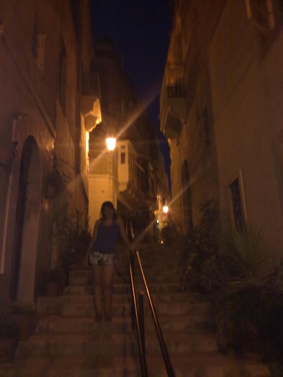 la calle mas bonita de Sanglea, de noche...