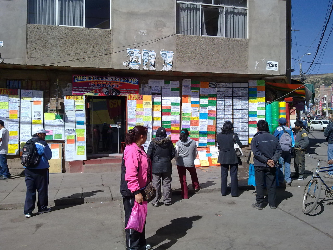 tablon de anuncios en Puno