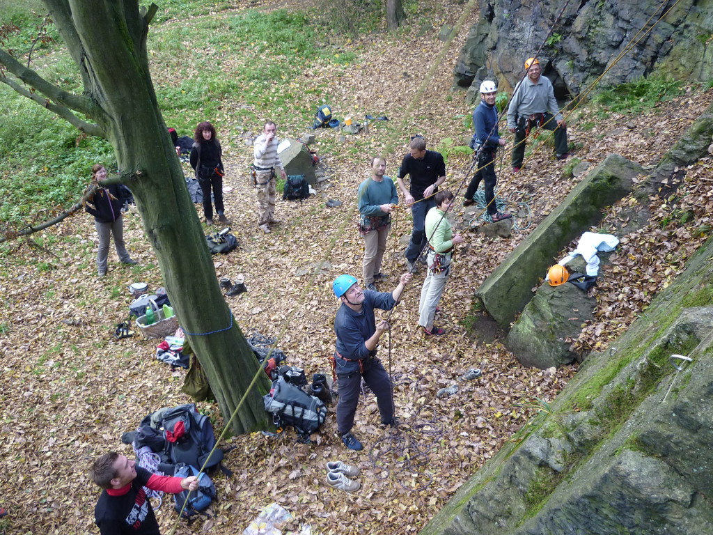 Unterhalb der Schafswand (Klettergebiet Steinicht)