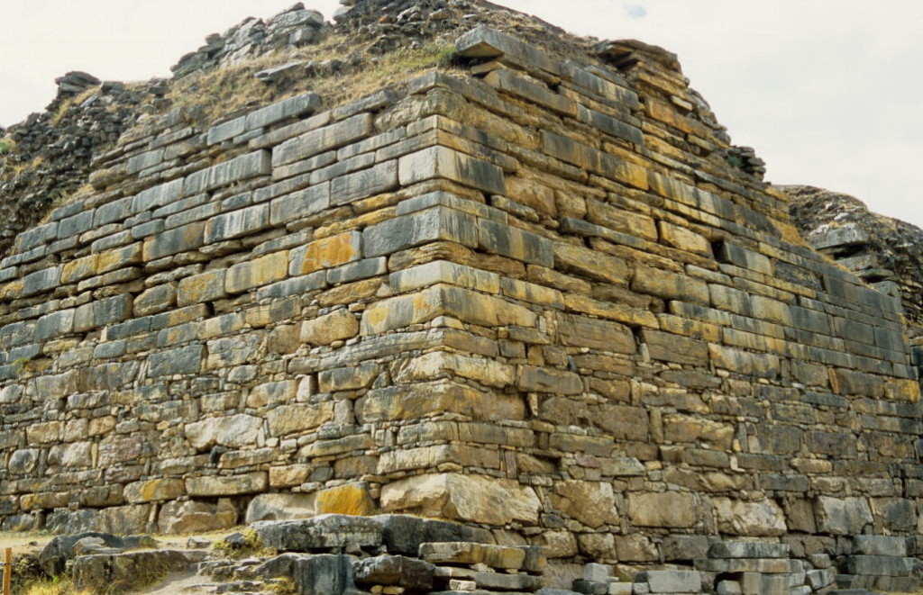 El Castillo (Complejo arqueológico Chavin de Huantar)