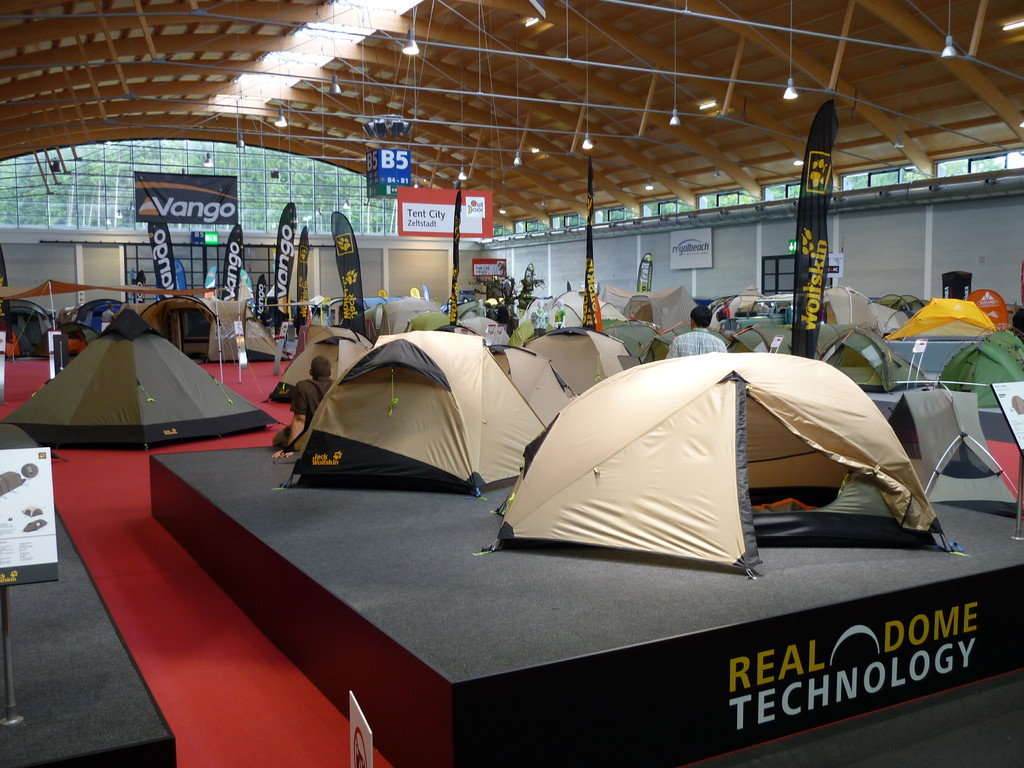 Tent City - Zelte in allen Grössen, Konstruktionen und Farben
