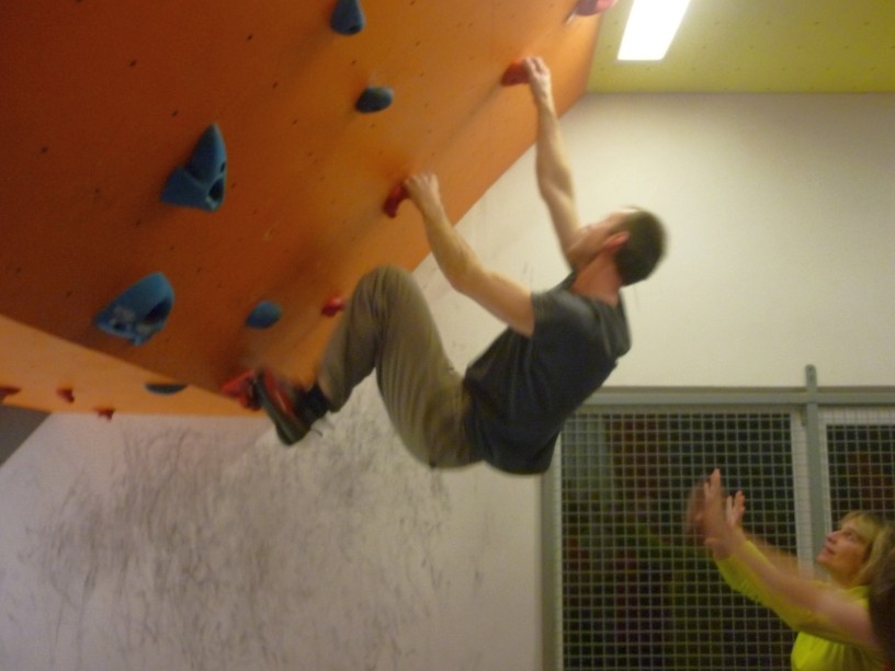 Mittwochstraining mit großer Beteiligung im Boulderboden 16.01.2013