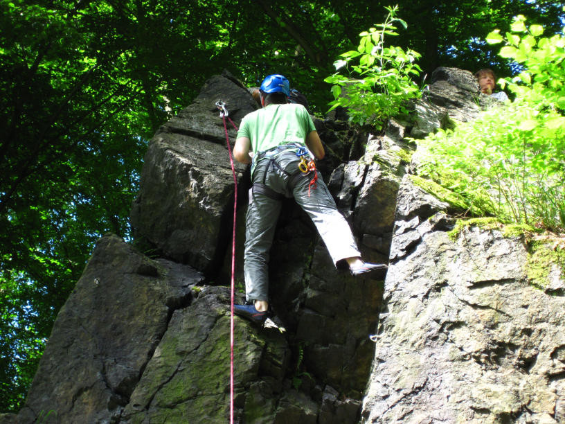 Klettern an der Schafswand (Klettergebiet Steinicht)