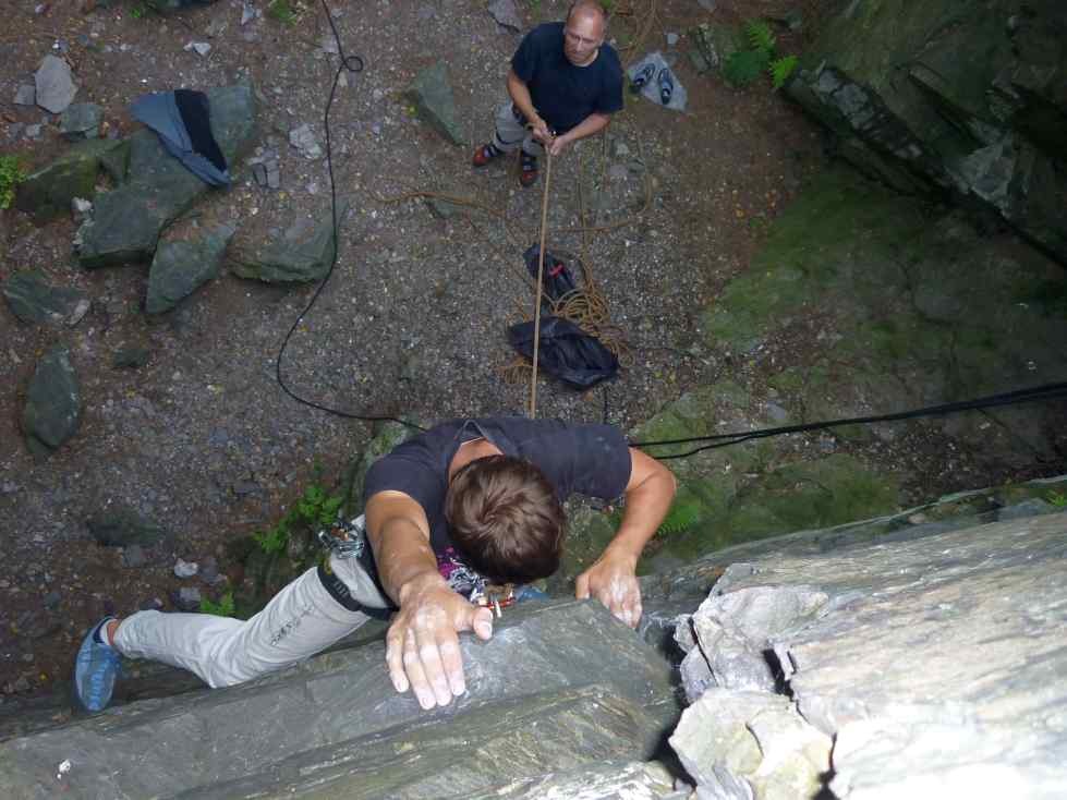 Klettern am Schwarzen Stein ( oberes Göltzschtal, Vogtland in Sachsen)