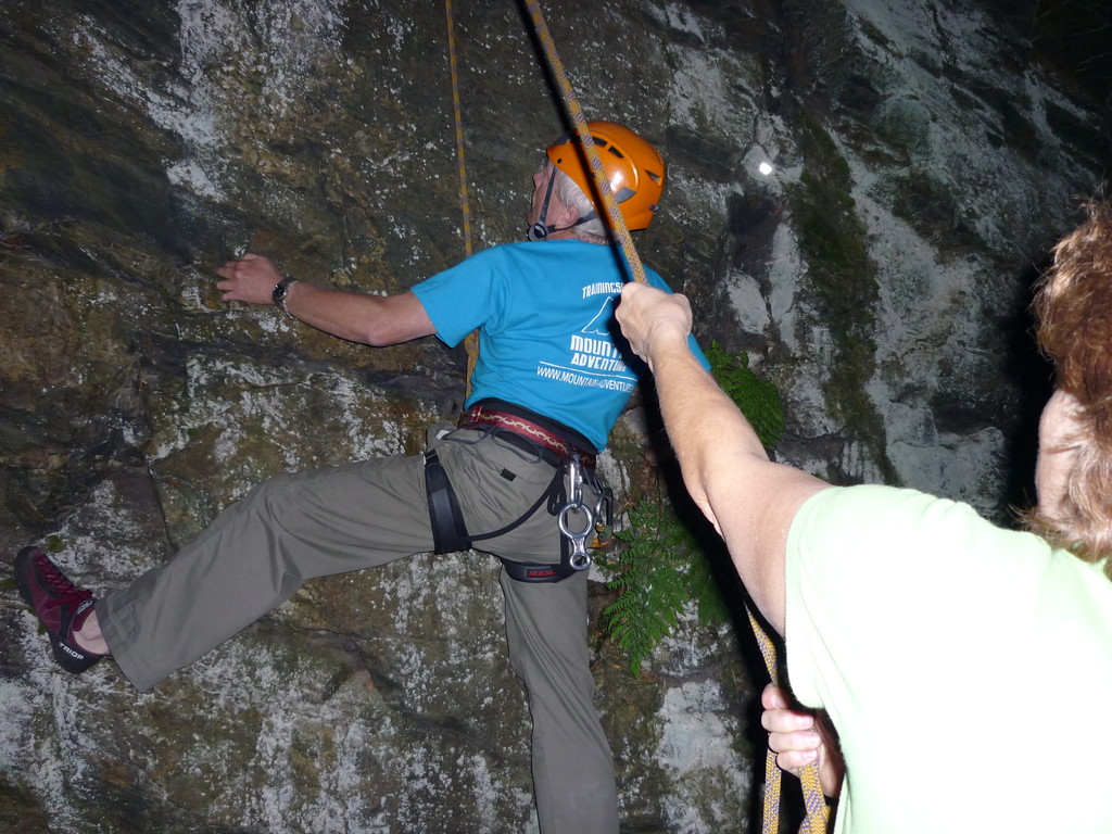 In der Route Schwarzwald VIIa (Schwarzer Stein, Klettergebiet oberes Göltzschtal)