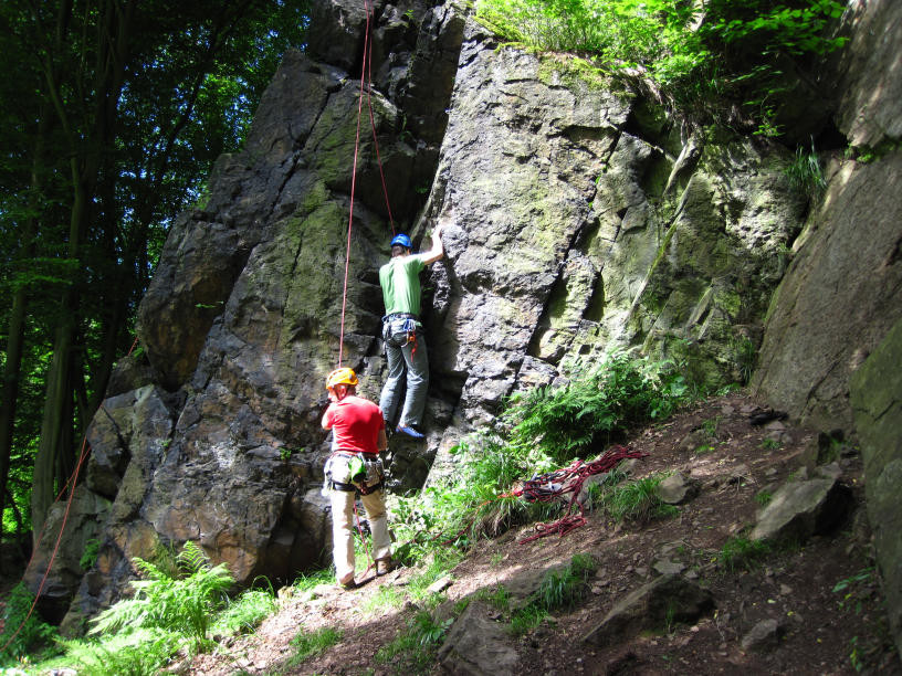 Klettern an der Schafswand (Klettergebiet Steinicht)