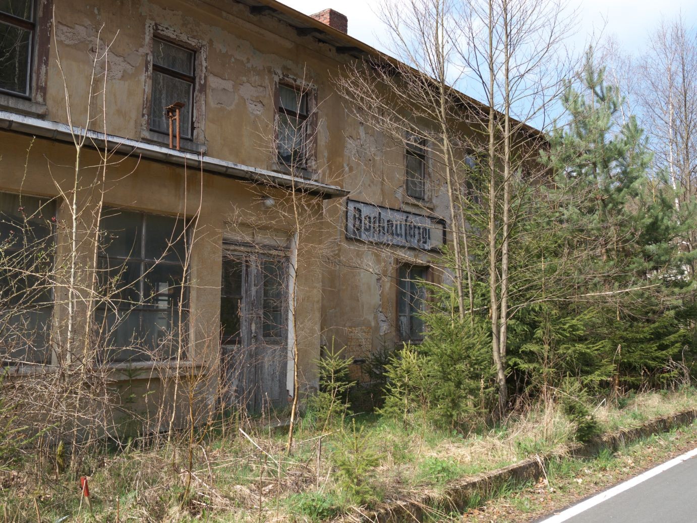 der alte Bahnhof von Bockau macht einen trostlosen Eindruck