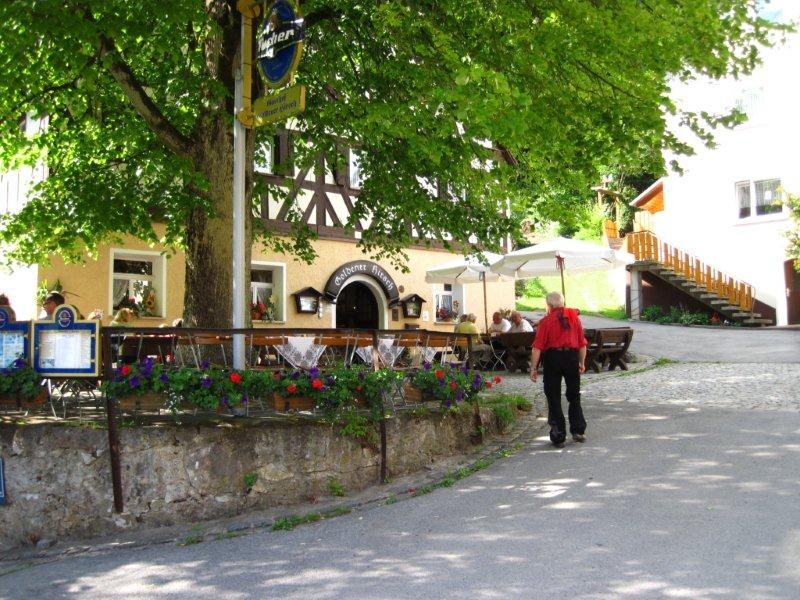 unterwegs auf den Hanni Treuheit Pfad