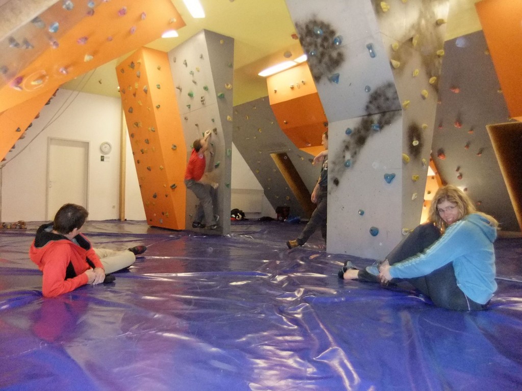 Mittwochstraining im Boulderboden Grünheide 08.12.2011