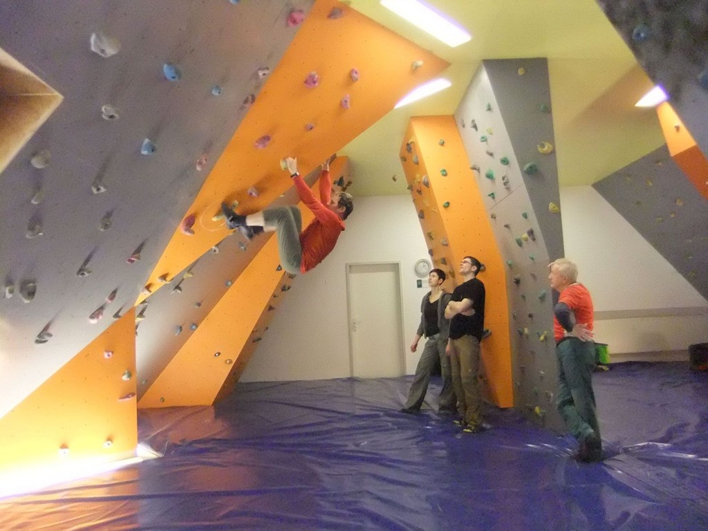 Mittwochstraining im Boulderboden Waldpark Grünheide