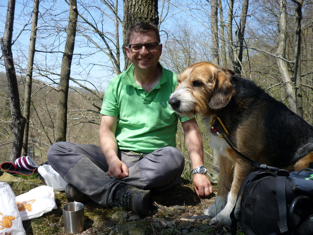 Lars mit Junior am Wandfuß...