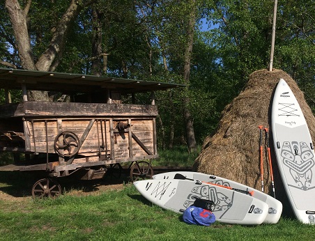 Spreewald Paddel Camp fuer Gruppen mit Unterkunft im Zelt