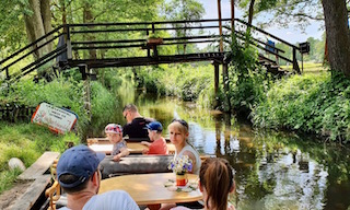 Buchen Sie eine privat - Kahnfahrt in Burg / Spreewald