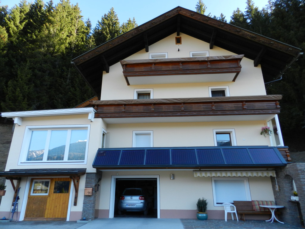 Solaranlage als Balkon