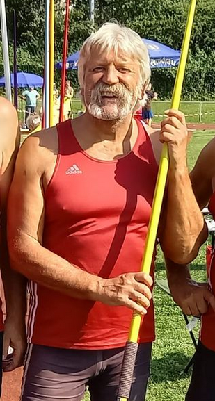 Wolfgang Kühndel mit seinem "Arbeitsgerät"!