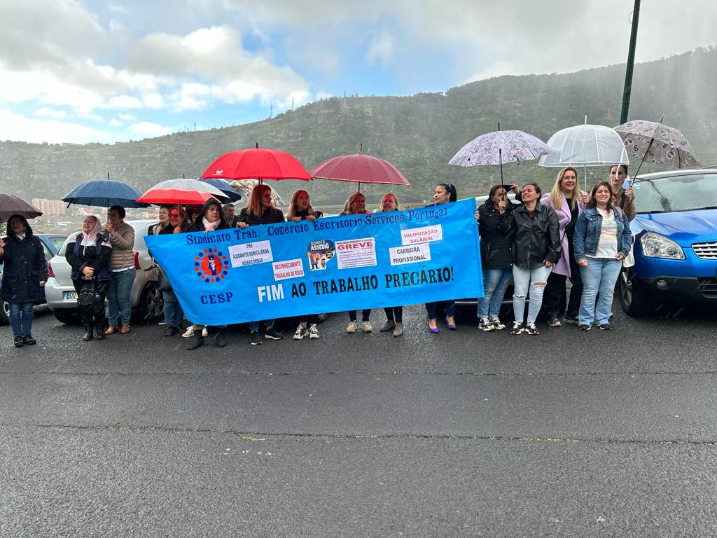 Piquete de Greve na Santa Casa da Misericórdia de Machico, na Madeira, com 100% de adesão à Greve!