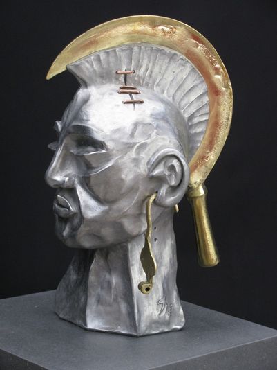 "Irokese" 2006 - Aluminium und Bronze - 40 cm