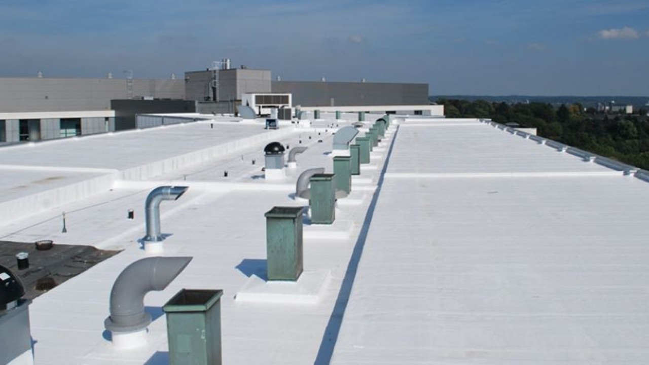 Cubiertas Frías o Cool Roof: Ventajas, Comportamiento y Aplicaciones en la Construcción Moderna