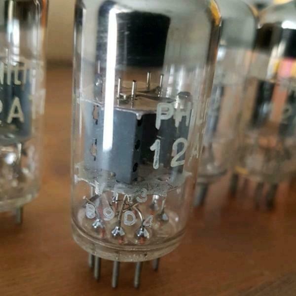 ECC81-12AT7-CV4024 - tubesandrecords.com NOS tubes for you! ECC81-12AT7-CV4024 - tubesandrecords.com NOS tubes for you!