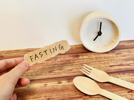 【Vol.452】16時間断食で痩せない理由。食事回数を減らして失敗する人の特徴