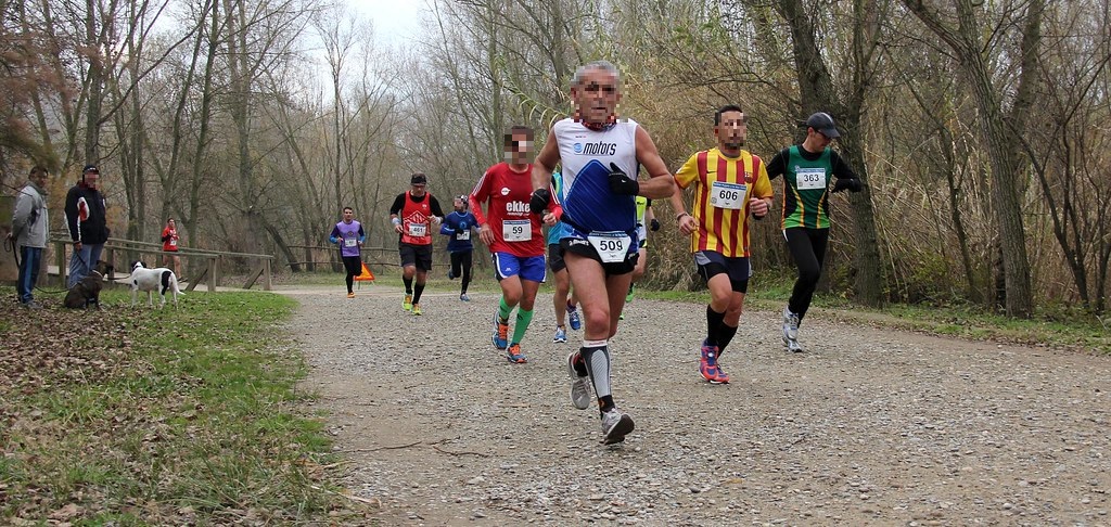 Descobreix les activitats per a fer exercici en el cap de setmana si no disposes de temps. Coneix els riscos de practicar esport només dos dies per setmana