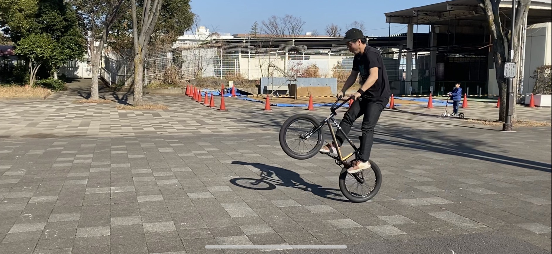 開店前の店長に密着！！！ - ciccicycle チッチサイクル 東府中 自転車