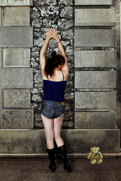 Cuddles at the Wall