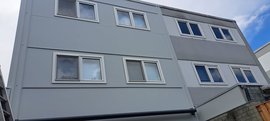 Stalen gevelbeplating in samenwerking met Veveo Coatings