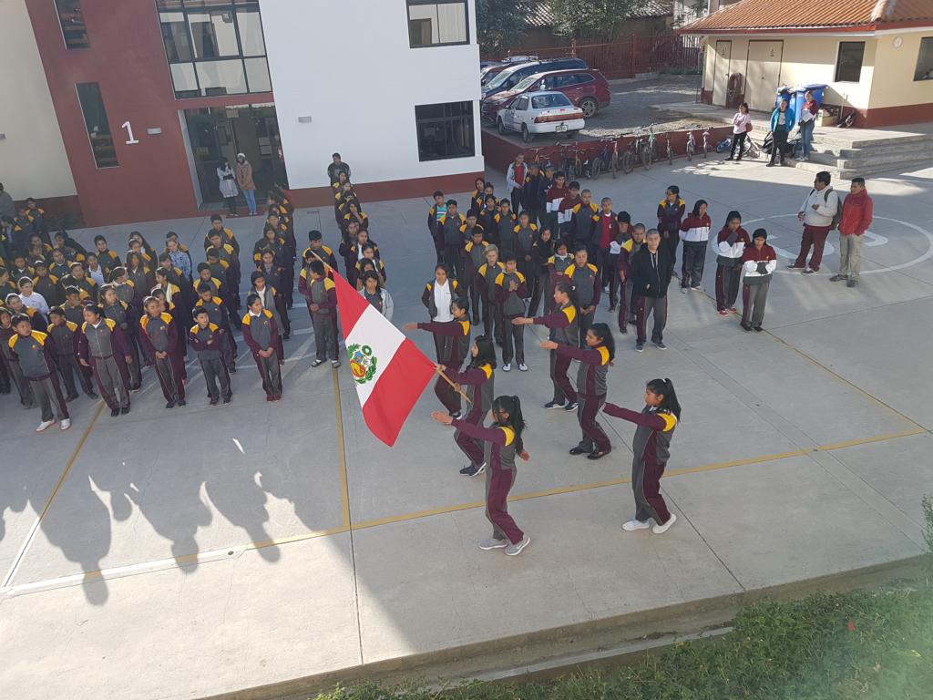 In Peru wird am 28. Juli die peruanische Unabhängigkeit gefeiert. Hierfür wird fleißig marschieren geübt.