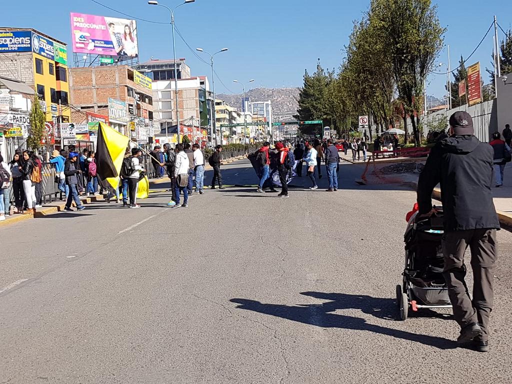 Gott sei Dank konnten wir von Nachbarn einen Kinderwagen ausleihen, so waren wir flotter unterwegs.