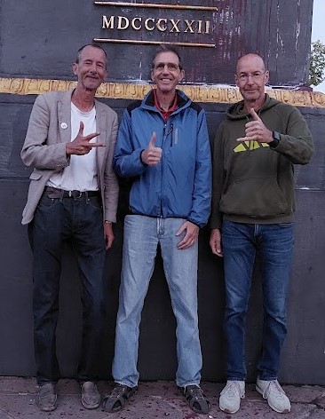 Drei Ungeschlagene stehen auf dem Treppchen: Michael B. auf Rang 3; Jürgen F. auf Rang 1 und Uwe F. auf Rang 2 