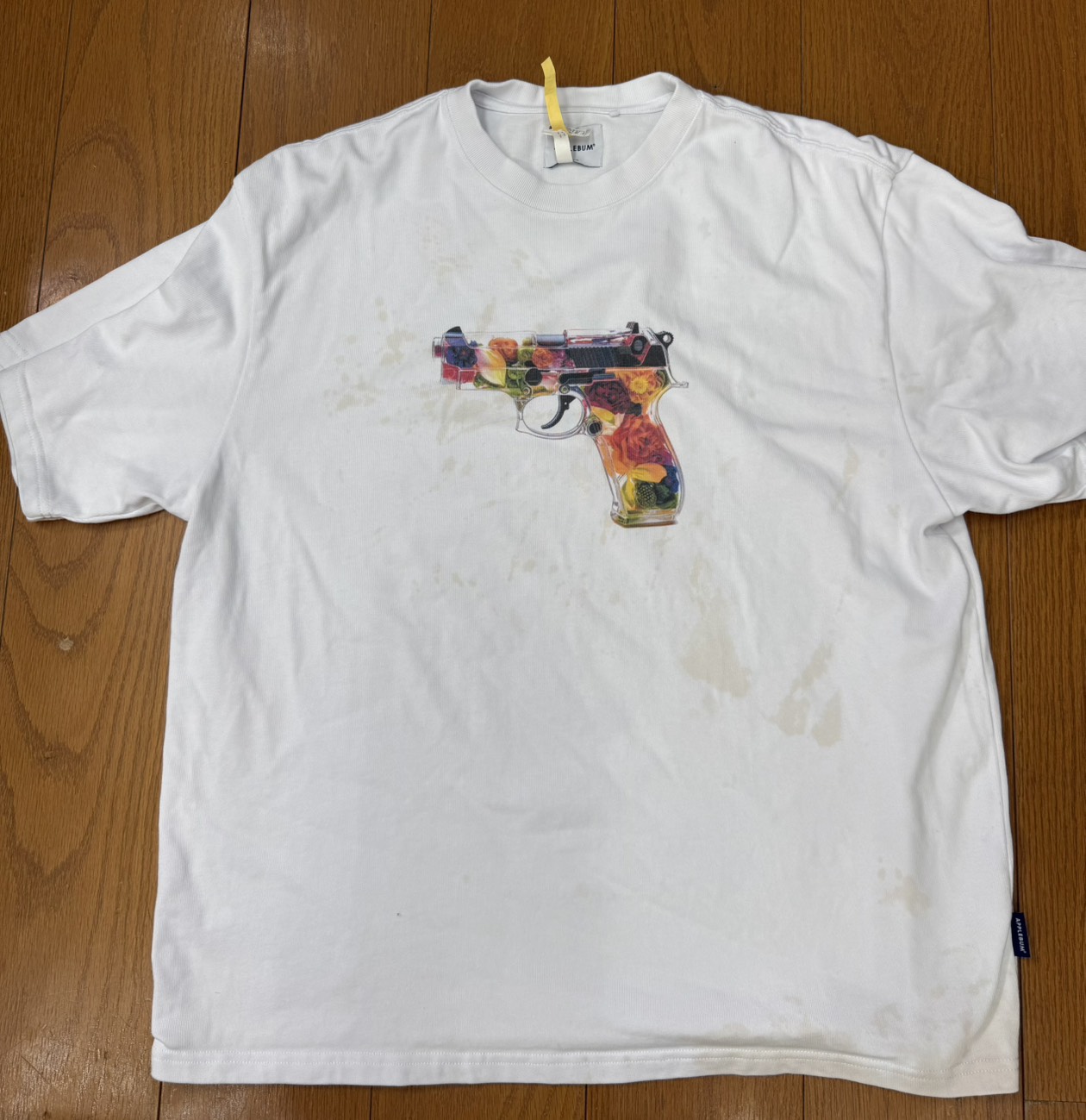 Tシャツにシミ