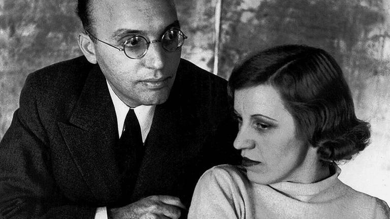 Leben in Symbiose: Kurt Weill mit seiner Frau Lotte © imago / Mary Evans Archives