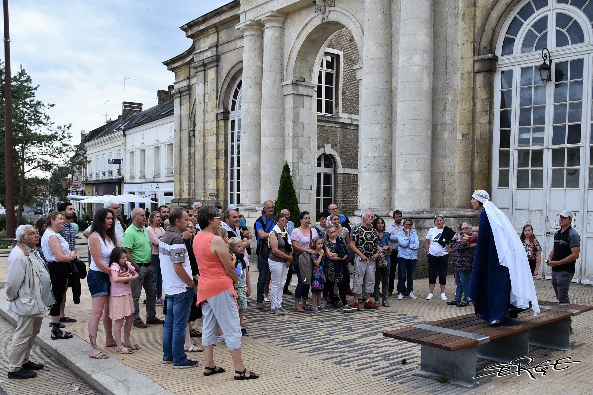 (DR Serge Rondot) "Les Fantômes du vendredi"-Val de Somme-Corbie-CASA Chambres d'hôtes- Guesthouse-B&B-Amiens