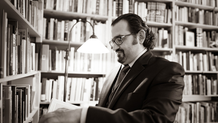 Dr Naseef Naeem – author and editor 