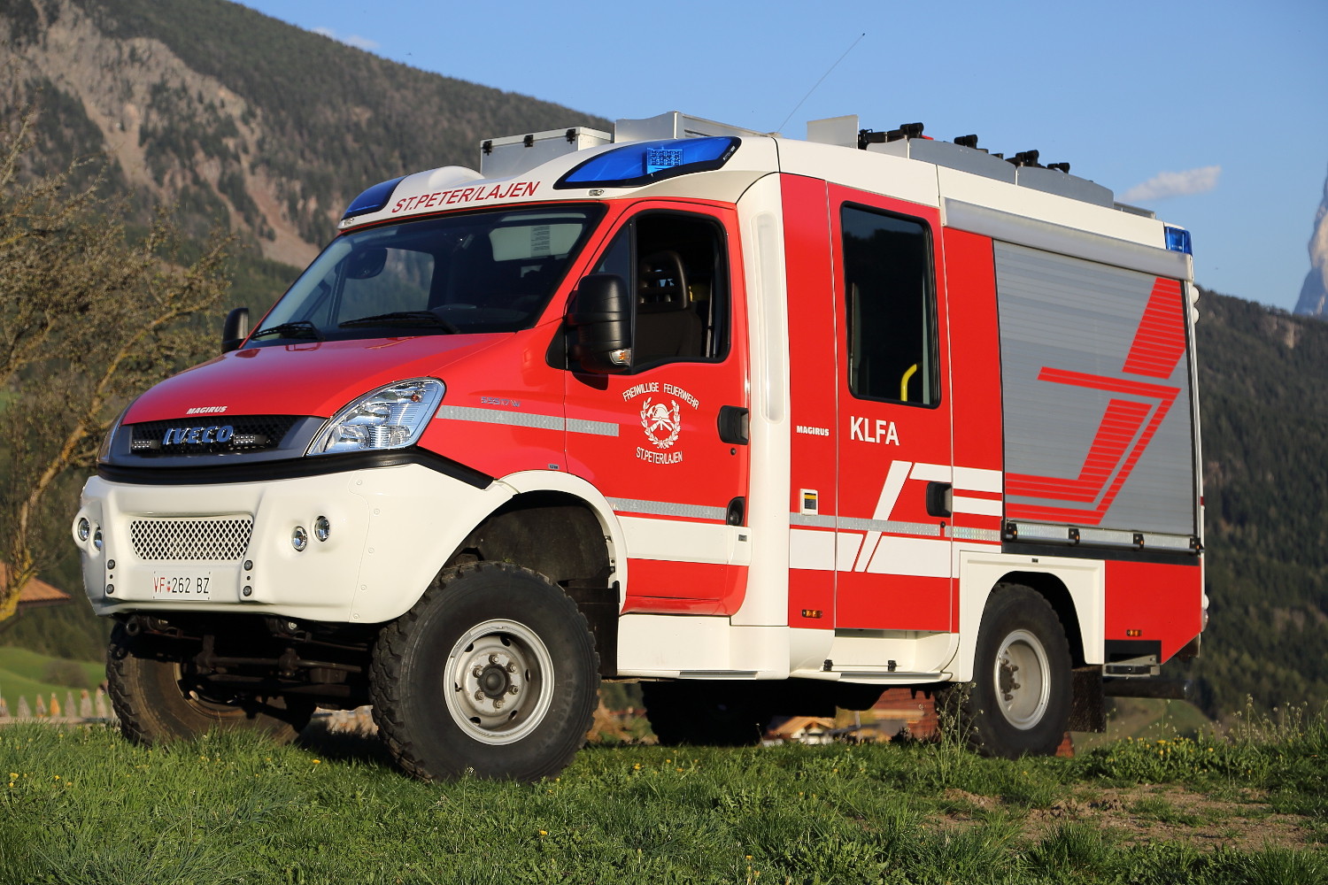 Kleinlöschfahrzeug mit Allrad (KLFA) ff.stpeterlajen