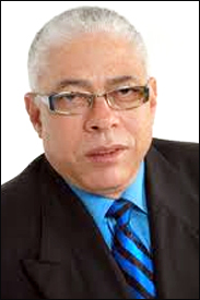 Juan Taveras Hernandez, autor del artículo