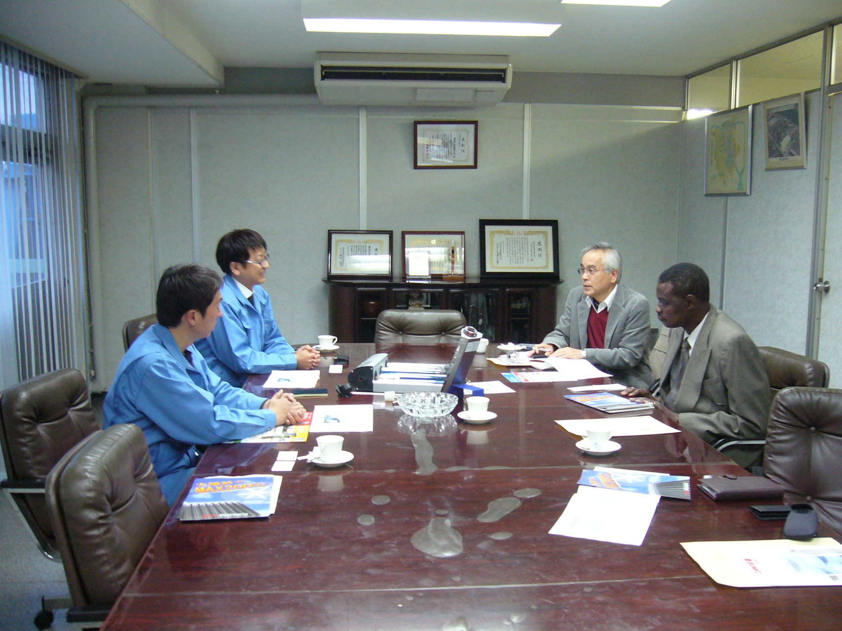 2009, Introduction of solar water heating system to Sudan Ambassador to Japan