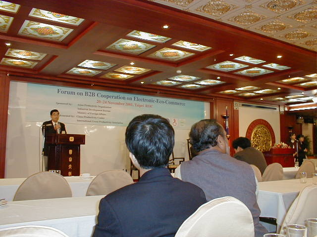 2001, APO International forum in Taiwan representing Japan at the meeting