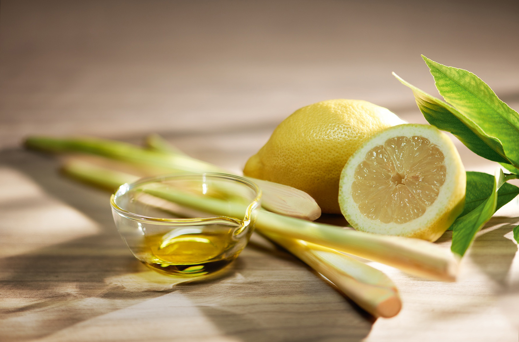 Массажное масло Dona с ароматом лемонграсса и имбиря, 120 мл JO40453 - Dona - Масла для массажа - Купить