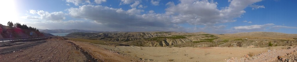Auch in der Türkei lässt uns die vorbeiziehende Landschaft immer wieder stoppen.