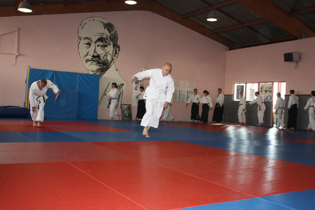 Retrouver toutes les photos dans l'onglet photos videos de l'Aikido